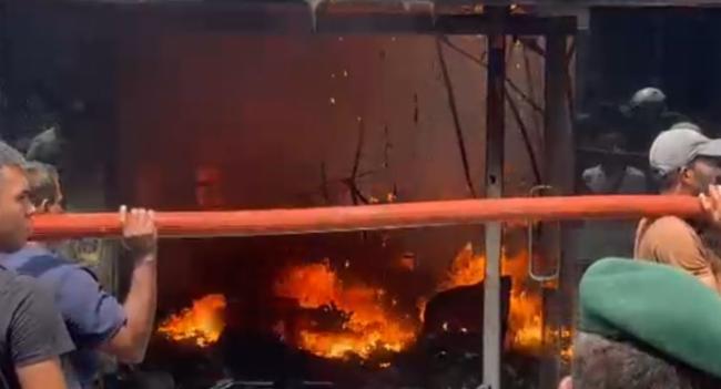 Fire Spreads Through Several Shops in Ambalangoda